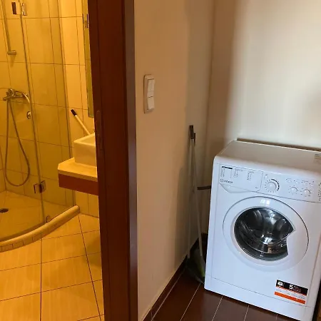 Cedar Next To Lift One Bedroom Apartament *