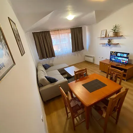 Cedar Next To Lift One Bedroom * Bansko