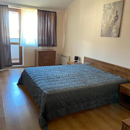 Apartment Cedar Next To Lift One Bedroom *